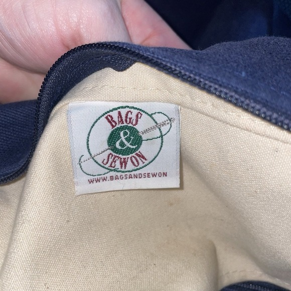 Bags & Sew On Canvas Tote Bag Purse Beach Pool Bag Navy Blue Red White Sailboats - Picture 10 of 16